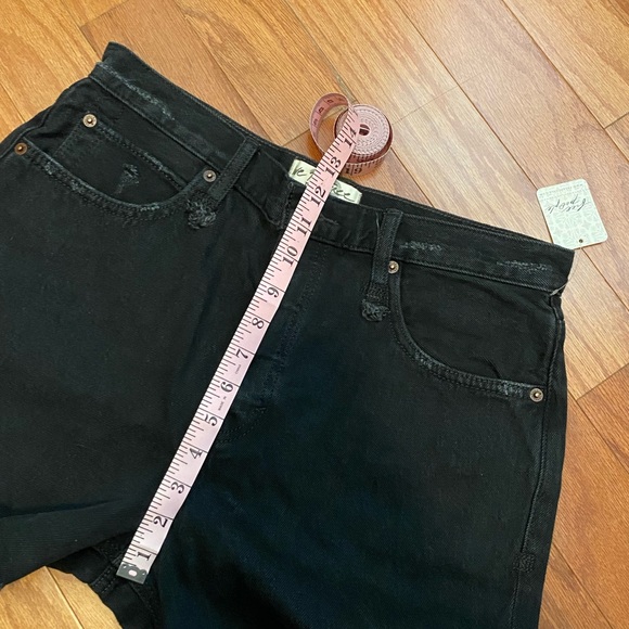 Free People denim shorts - Picture 6 of 7
